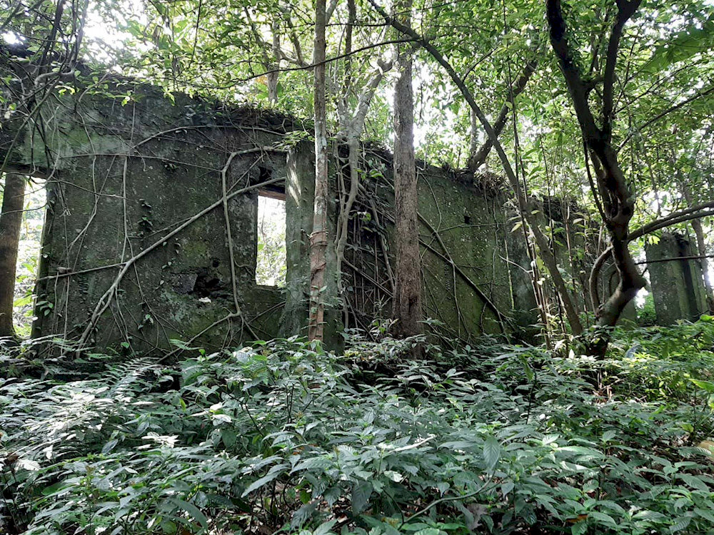 This is a poignant historical landmark that offers a glimpse into Vietnam's turbulent past